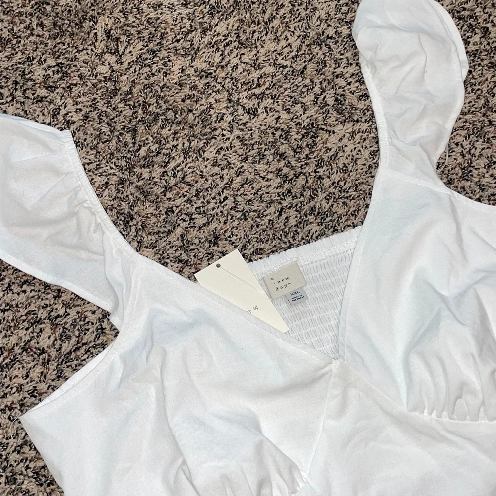 A New Day Smock Crisp White Ruffled Sleeveless Women's Top M | NWT - Picture 2 of 6